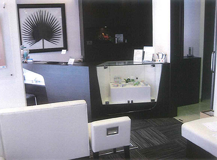 受付カウンター