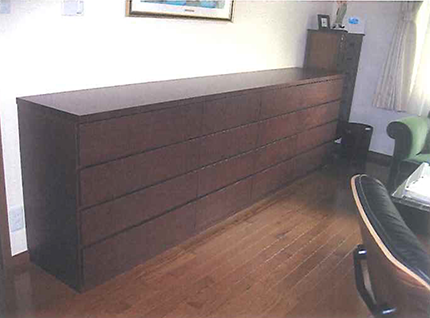 リビングチェスト