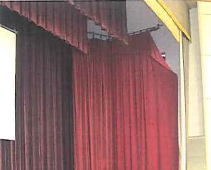 体育館の舞台幕
