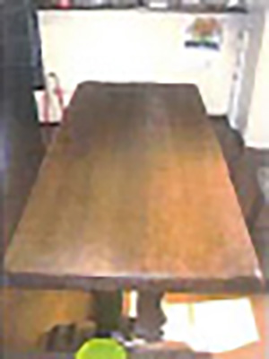 ダイニングテーブル