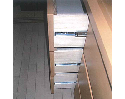 深引レール付軽々袖斗