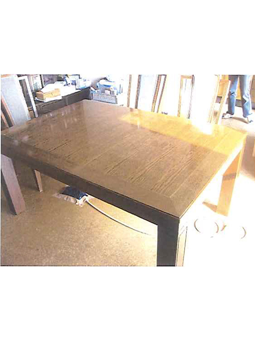 塗り替えたテーブル