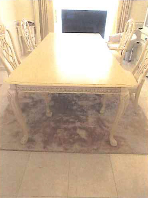 塗り替えたテーブル